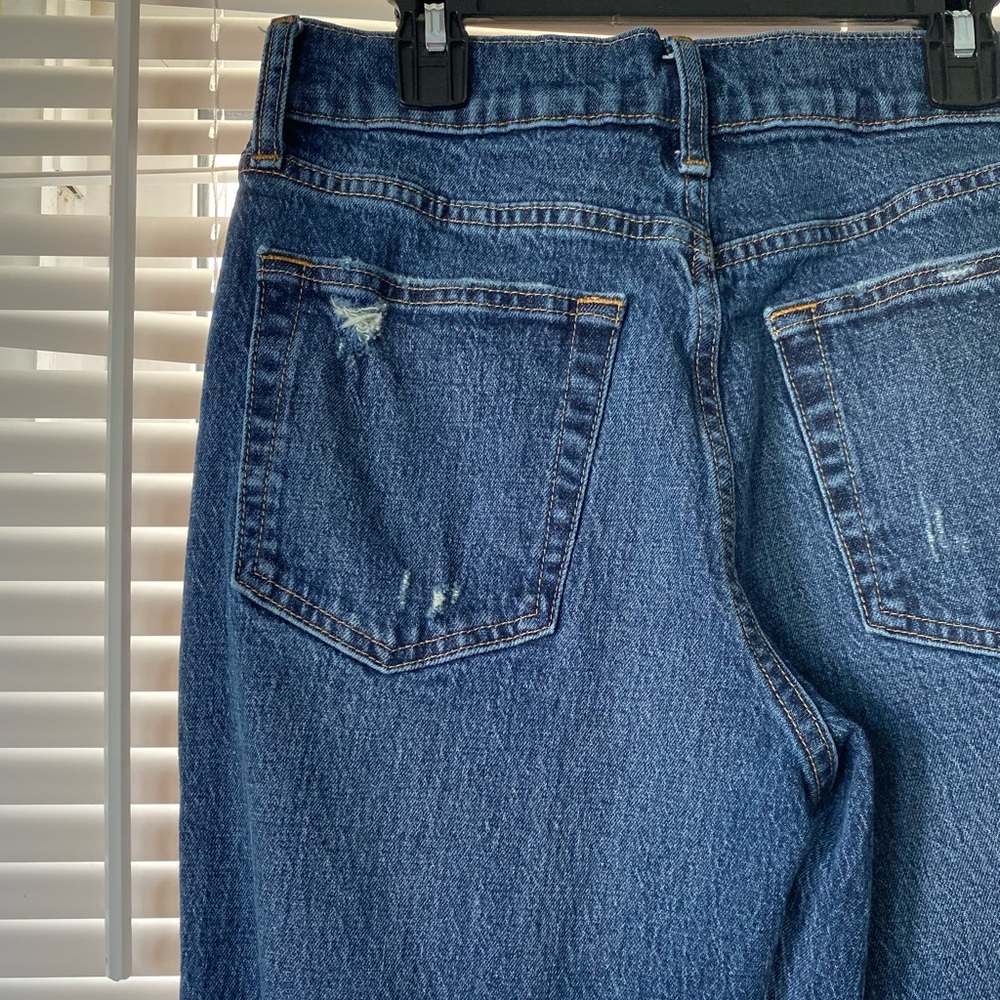 GAP Cheeky Straight High Rise Medium Wash Button-Fly Denim Distressed Jean 2/26” - Picture 9 of 13